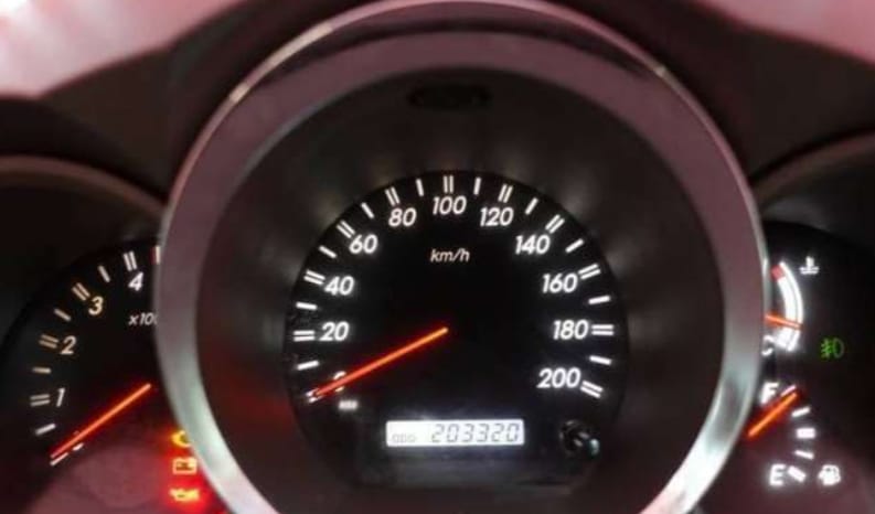 Toyota Fortuner(2009-2012) 3.0 Mt